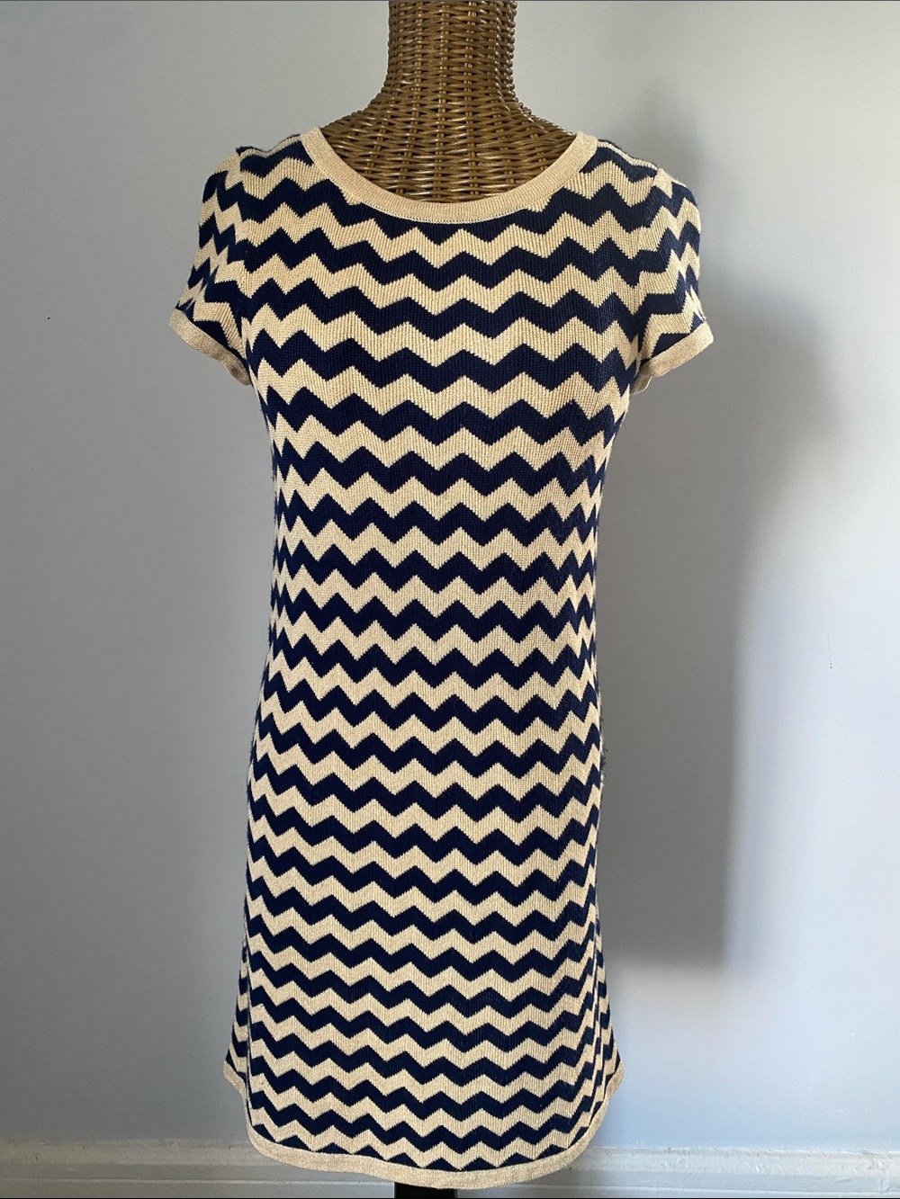 Lilly Pulitzer Navy and Gold Chevron Short Sleeve Knit Mini Dress